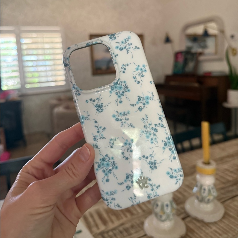 Velvet Caviar Blue Floral Phone Case iPhone 16 Pro